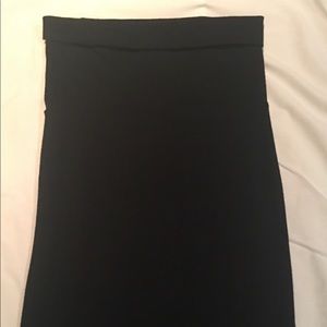 DOLCE GABBANA BLACK PENCIL BODY HUGGING SKIRT - 42